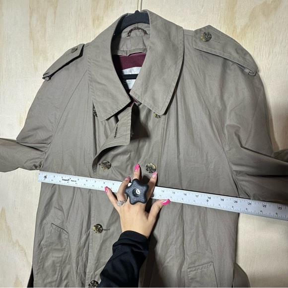 Stafford Executive Tan Trench Coat/Jacket with inner burgundy. Men’s size 42 Reg - Picture 9 of 16